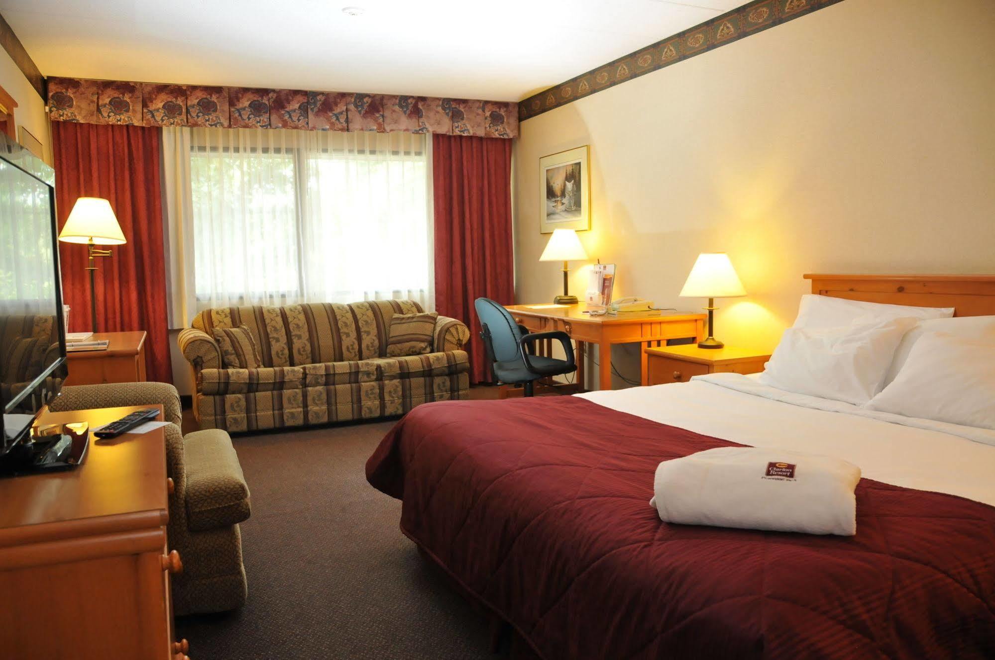 Ramada By Wyndham Pinewood Park Resort North Bay Kültér fotó
